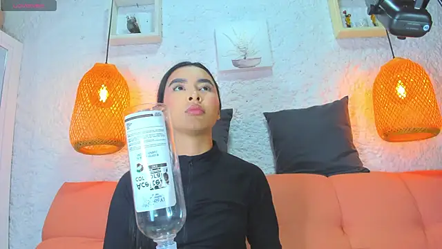 emiily s online show from October 9, 2025, 12:06 pm