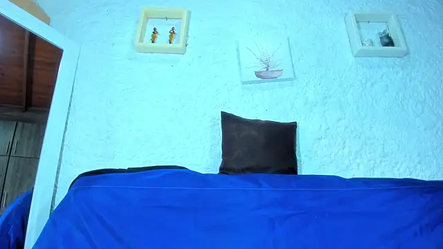 emiily s online show from March 8, 2025, 12:09 pm