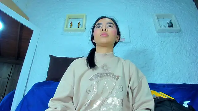 emiily s online show from March 12, 2025, 12:04 pm