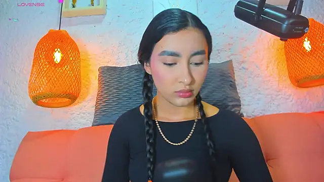 emiily s online show from September 26, 2025, 12:12 pm