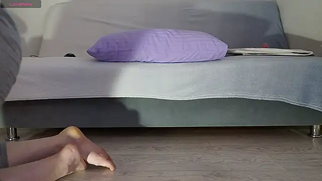 Fecvht45 online show from March 12, 2026, 6:39 am