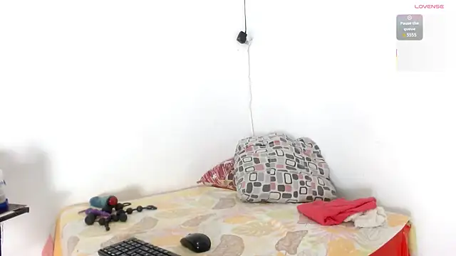 Snapshot of seductivespellvagina80 chatting on April 14, 2026, 5:23 am seductivespellvagina80 online show from April 14, 2026, 5:23 am