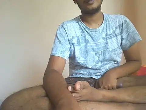 Snapshot of Dusky_Aarav chatting on June 4, 2026, 4:50 am Dusky Aarav online show from June 4, 2026, 4:50 am