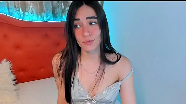 Snapshot of Emma_Sophia2 chatting on January 31, 2025, 6:13 am Emma Sophia2 online show from January 31, 2025, 6:13 am
