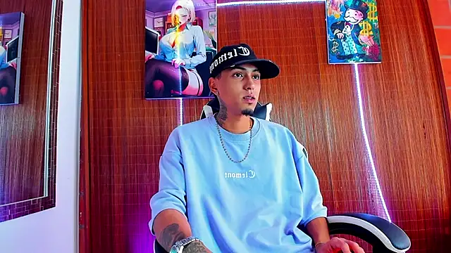 Snapshot of Liam_lee chatting on February 23, 2026, 5:57 pm Liam lee online show from February 23, 2026, 5:57 pm