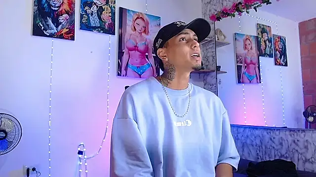 Liam lee online show from October 22, 2025, 2:05 pm