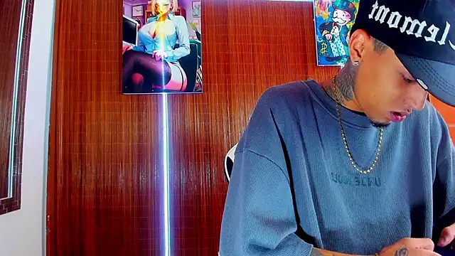 Snapshot of Liam_lee chatting on February 12, 2026, 2:39 pm Liam lee online show from February 12, 2026, 2:39 pm