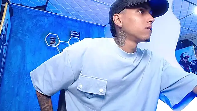 Liam lee online show from February 25, 2025, 1:10 pm