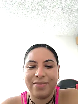 Francesca ferrari online show from October 16, 2025, 3:42 pm