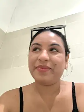 Francesca ferrari online show from March 15, 2025, 8:10 pm