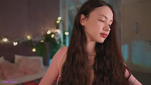 Meow Nancy online show from December 31, 2024, 6:05 am