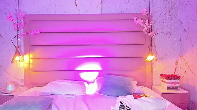 Maxim-Walker online show from September 23, 2025, 2:40 am