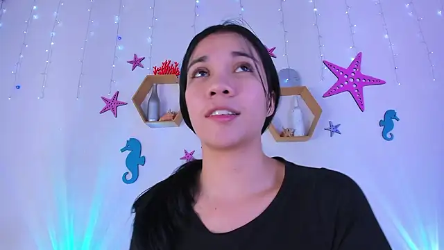 Snapshot of Emiily_Parkerr chatting on January 17, 2026, 2:59 am Emiily Parkerr online show from January 17, 2026, 2:59 am