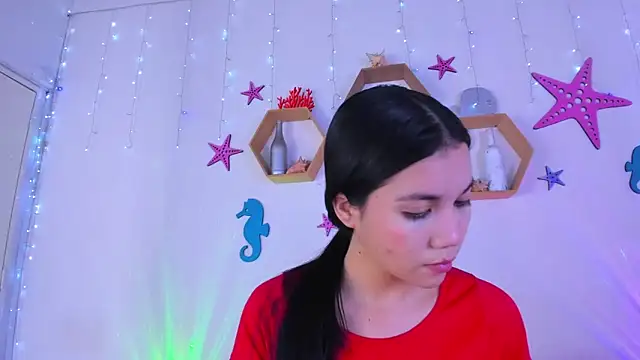 Snapshot of Emiily_Parkerr chatting on February 4, 2026, 3:12 am Emiily Parkerr online show from February 4, 2026, 3:12 am