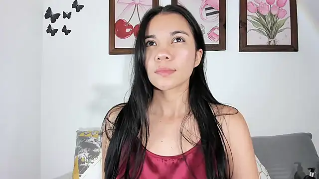 Snapshot of Emiily_Parkerr chatting on February 26, 2026, 1:05 am Emiily Parkerr online show from February 26, 2026, 1:05 am