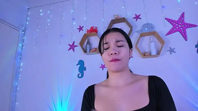 Emiily Parkerr online show from September 27, 2025, 3:12 am