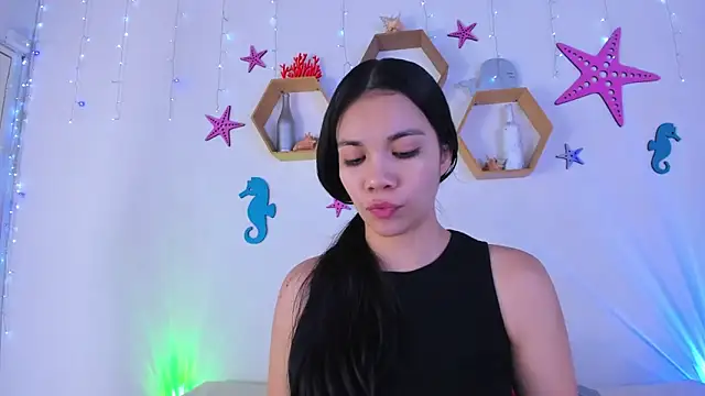 Emiily Parkerr online show from November 26, 2025, 3:06 am