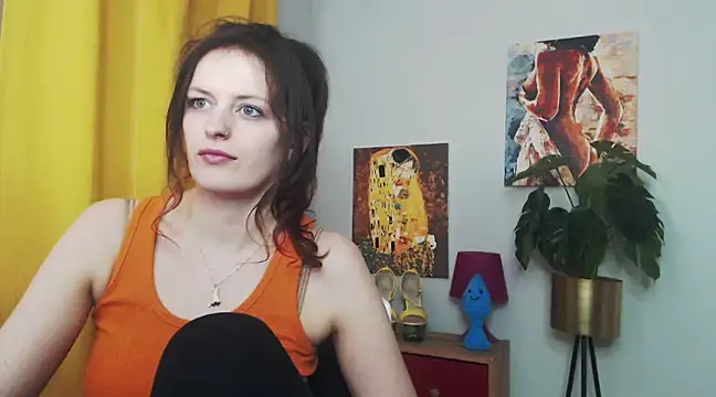 Snapshot of juicyNadine chatting on February 6, 2025, 9:22 am juicyNadine online show from February 6, 2025, 9:22 am