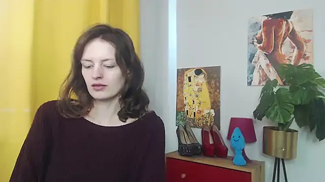 juicyNadine online show from November 8, 2025, 8:29 am