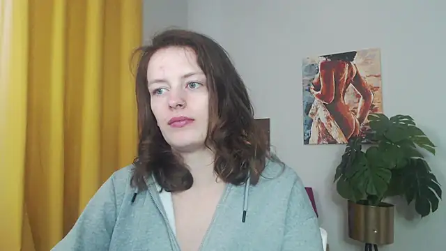 juicyNadine online show from October 18, 2025, 7:21 am