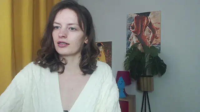 juicyNadine online show from October 13, 2025, 4:36 am