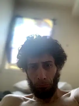 pantslesstraveler plt online show from October 4, 2025, 8:21 pm