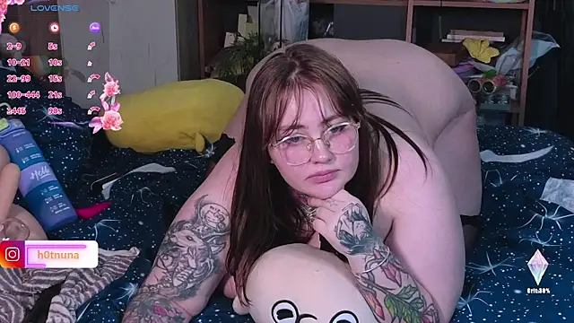 Snapshot of Byeol_Dae_ chatting on March 4, 2025, 8:27 pm Byeol Dae online show from March 4, 2025, 8:27 pm