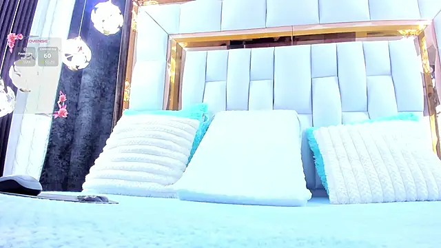 RileySweett online show from February 25, 2026, 11:43 am