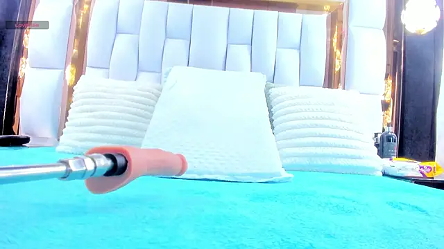 Snapshot of RileySweett chatting on November 1, 2025, 11:59 am RileySweett online show from November 1, 2025, 11:59 am