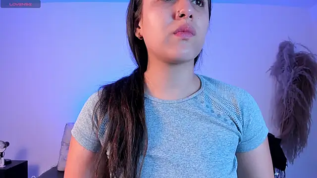 paulina sweett  online show from September 30, 2025, 12:33 pm