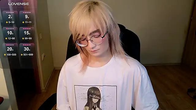 Snapshot of CuteYukiKun chatting on October 12, 2025, 2:46 am CuteYukiKun online show from October 12, 2025, 2:46 am