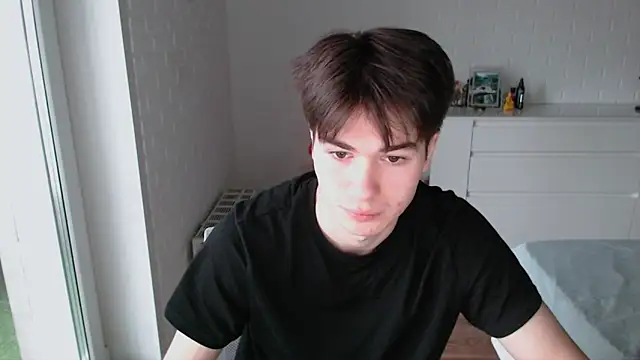 Snapshot of MarkusDean chatting on December 3, 2025, 8:36 am MarkusDean online show from December 3, 2025, 8:36 am