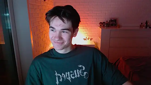 Snapshot of MarkusDean chatting on November 13, 2025, 4:11 pm MarkusDean online show from November 13, 2025, 4:11 pm