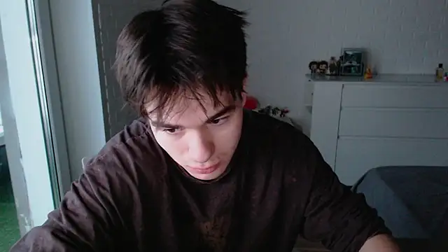 Snapshot of MarkusDean chatting on November 15, 2025, 11:14 am MarkusDean online show from November 15, 2025, 11:14 am