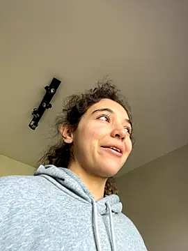 Snapshot of uniquerossie chatting on November 10, 2025, 10:09 am uniquerossie online show from November 10, 2025, 10:09 am