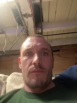 Snapshot of Tbone3390 chatting on March 9, 2026, 2:26 am Tbone3390 online show from March 9, 2026, 2:26 am