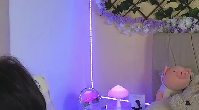 Snapshot of Baby_Xian chatting on February 18, 2025, 1:10 am Baby Xian online show from February 18, 2025, 1:10 am