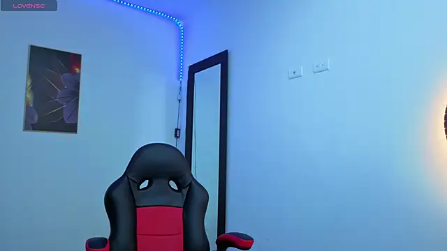 daniela xue online show from April 15, 2026, 7:58 pm