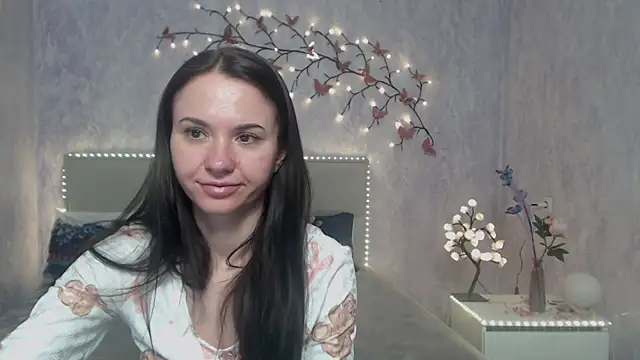 KaraCriegs online show from March 8, 2026, 2:48 am