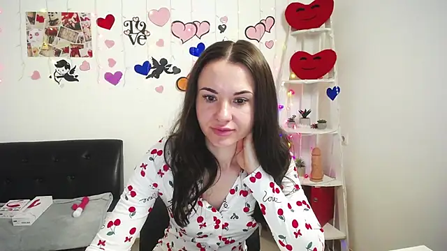 Snapshot of KaraCriegs chatting on February 26, 2025, 6:48 pm KaraCriegs online show from February 26, 2025, 6:48 pm