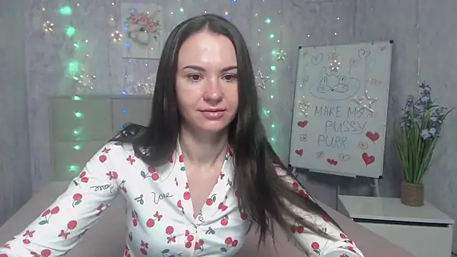 KaraCriegs online show from October 11, 2025, 5:25 pm