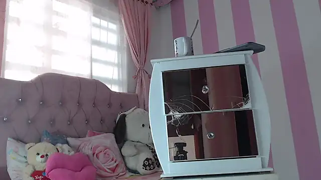 zaleya mateus online show from March 13, 2026, 4:12 pm