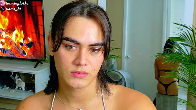 Liam Taylor online show from October 18, 2025, 11:29 pm