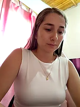 Snapshot of Iris_love18 chatting on February 28, 2026, 3:22 pm Iris love18 online show from February 28, 2026, 3:22 pm