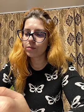 NadiraNoor online show from January 28, 2025, 2:21 pm