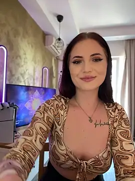 AvaGianna online show from March 9, 2025, 7:45 am