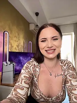 AvaGianna online show from March 9, 2025, 1:59 pm