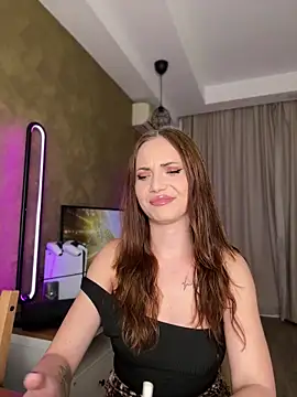 AvaGianna online show from November 15, 2025, 3:49 pm