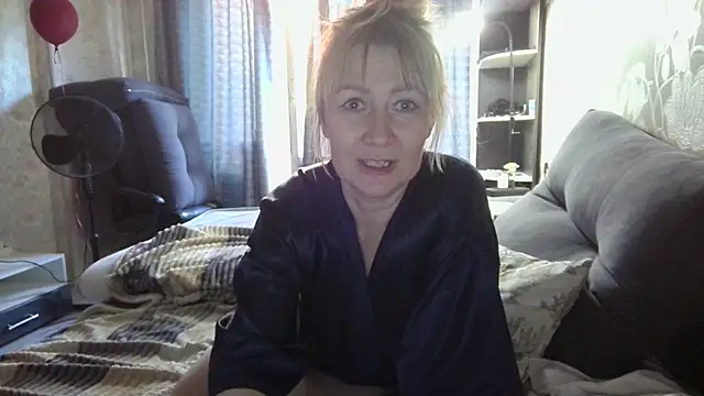 WindChristy online show from June 6, 2026, 2:06 am