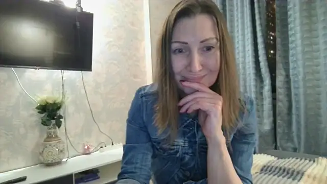 WindChristy online show from December 1, 2025, 3:46 pm